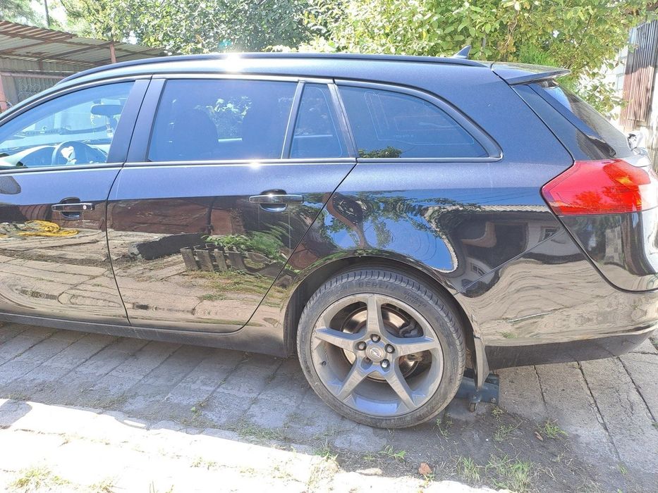 продам opel Insignia