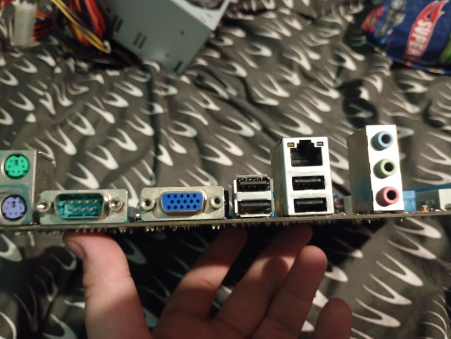 SPRZEDAM płytę główną marki asus