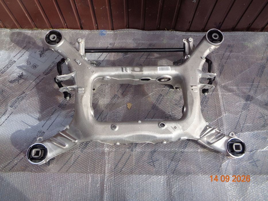 sanki tylne bmw 5 g60 g61 8831012 z 2026 roku nowe