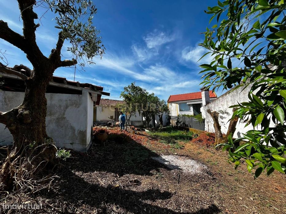 Casa para Recuperar em Mouriscas, Abrantes