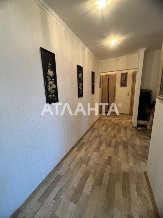 3-комн. квартира с ремонтом на ул. Марсельская!