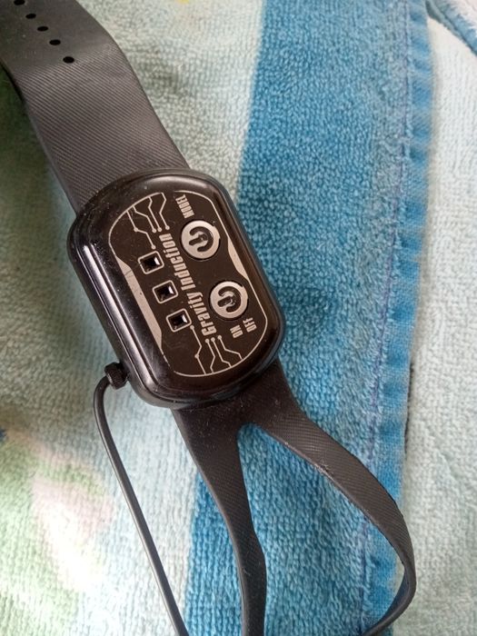 (6) Auto zdalnie sterowane dla dzieci stan nieznany