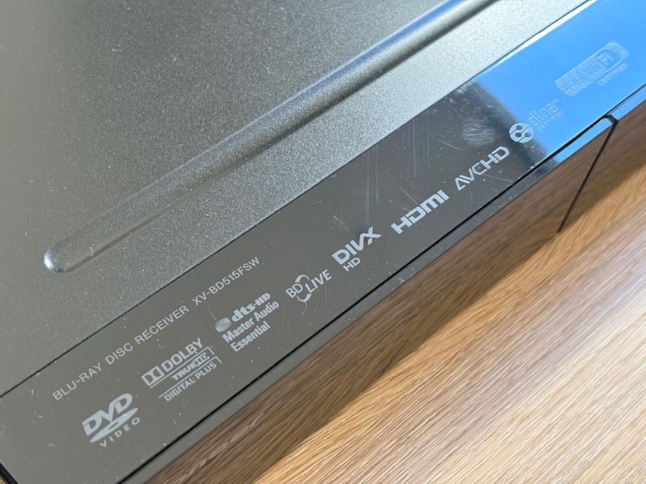 Sistema Home Cinema Pioneer 2.1 com soundbar, Subwoofer e leitor