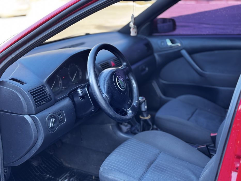 Škoda Octavia 1.8 турбо