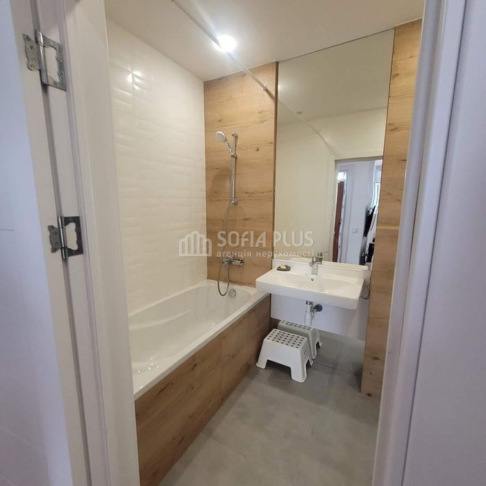 Ексклюзив, без комісії, срочно! 2к, Днепровская наб. 16д, новий дім