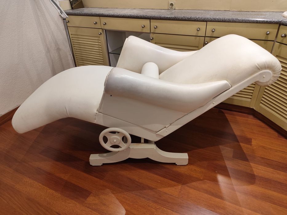 Cadeirão Retrô Cabedal anos 70