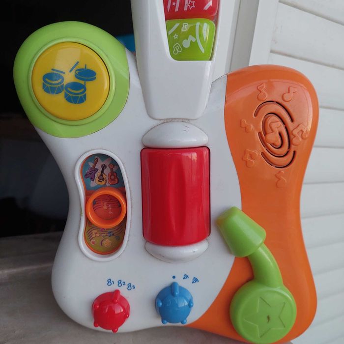 Guitarra Criança vários sons