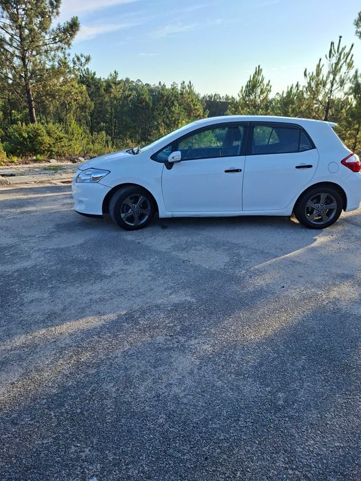 Toyota Auris — fotografia 2