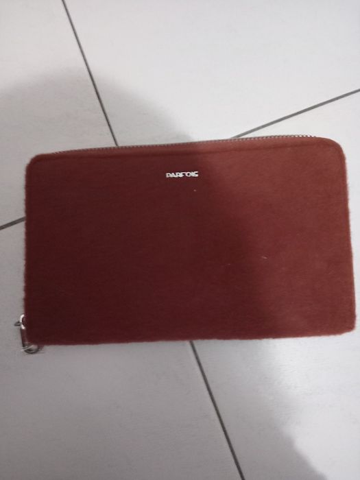 Carteira grande marca Parfois