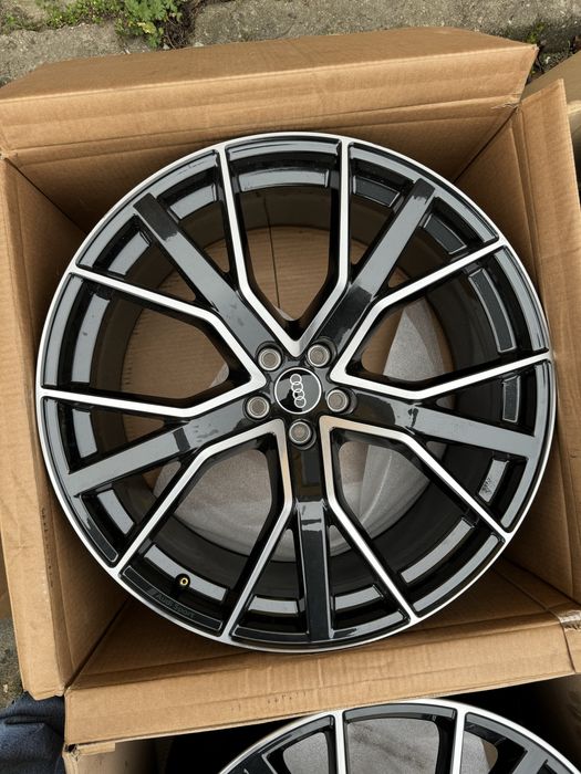 Felgi 22 cale Audi Sport Q7 Q8 SQ7 SQ8 ładny komplet FV