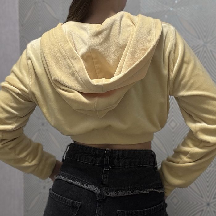 Коротка зіпка H&M