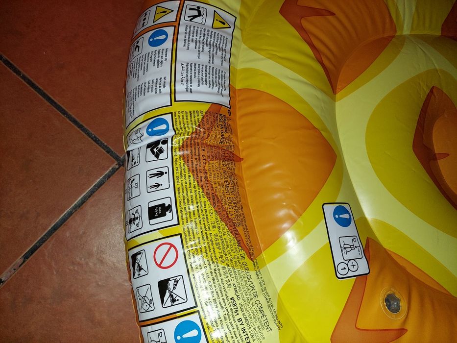 Boia forma ananás 1,40