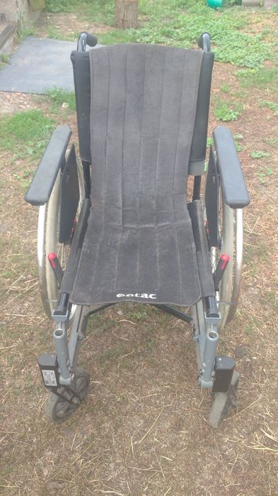 Продам крісло для інвалідів