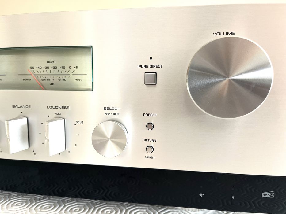 Yamaha R-N2000A Network HiFi Receiver