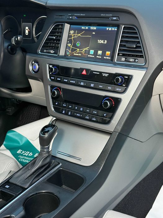 Продам Hyundai Sonata 2015 рік можлива розстрочка,кредит,обмін!