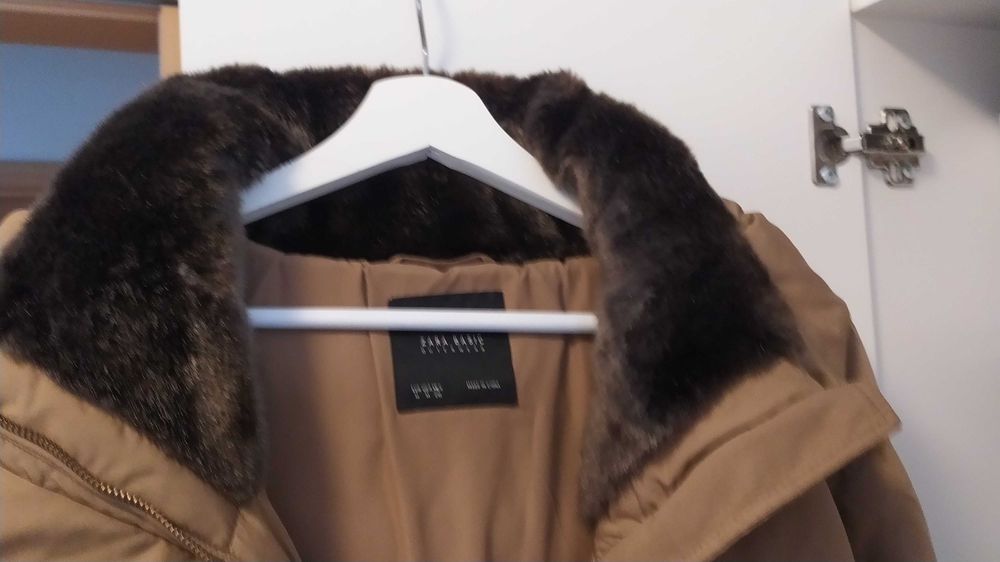 Casaco comprido impermeável