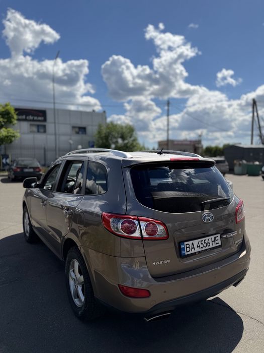Hyundai SantaFe авто для військових