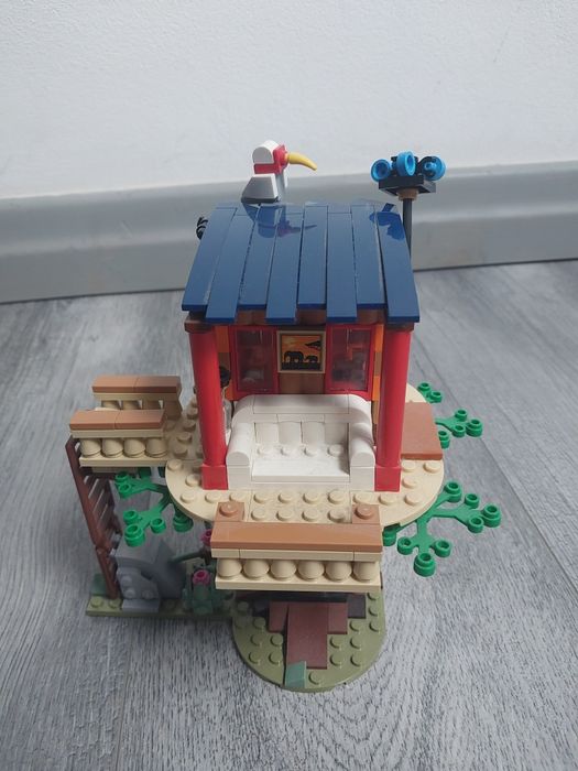 Klocki lego creator domek na drzewie na safari 31116