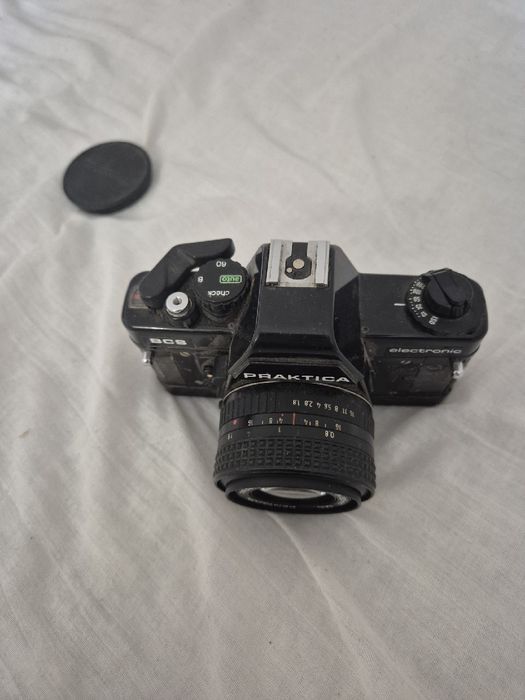 Aparat analogowy Praktica BCS electronic