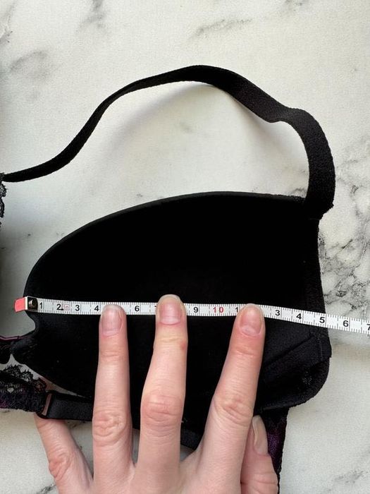 Новий бюстгальтер з оригінальною спинкою M&S