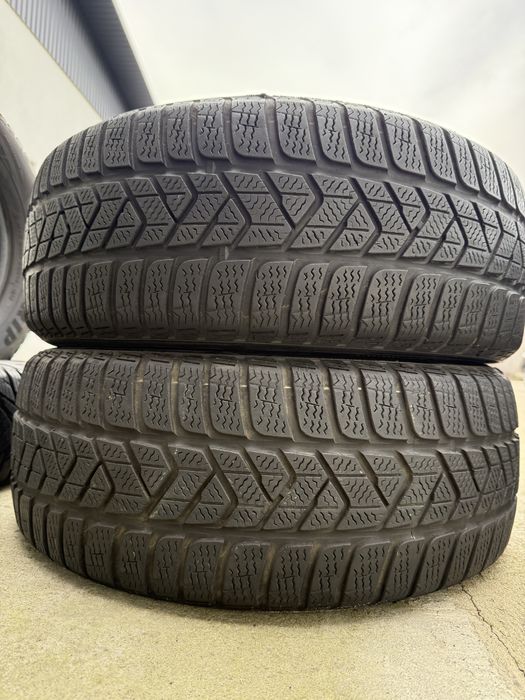 215/55/17 Pirelli Sottozero 3