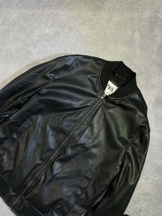 Кожанка от Zara (бомбер, ветровка)