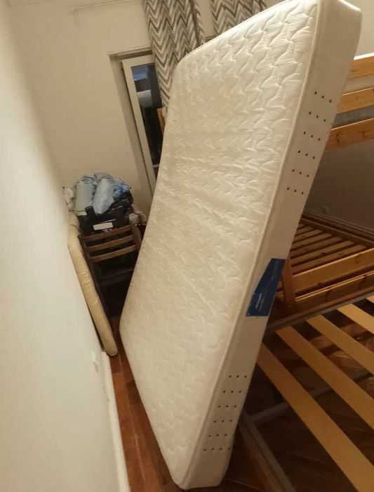 Cama Casal 158x214com estrado para colchão150*200Colchao oferta,Lisboa