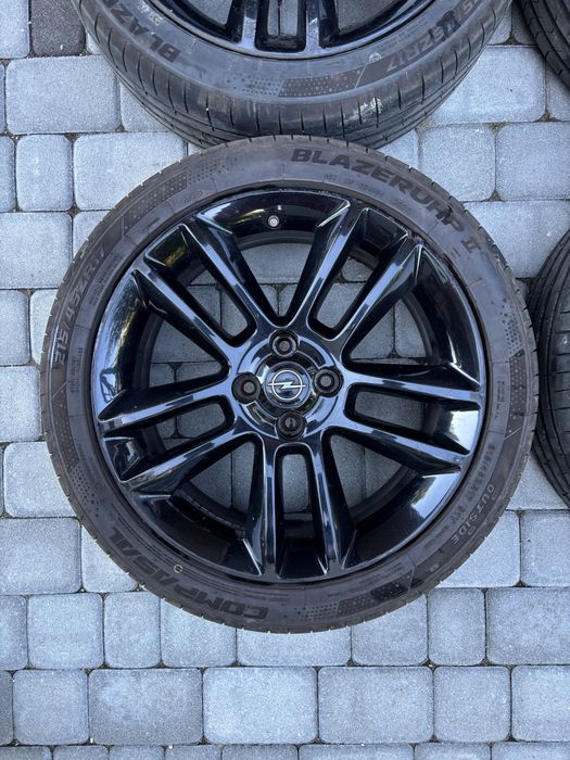 Alufelgi z Oponami 215/45ZR17