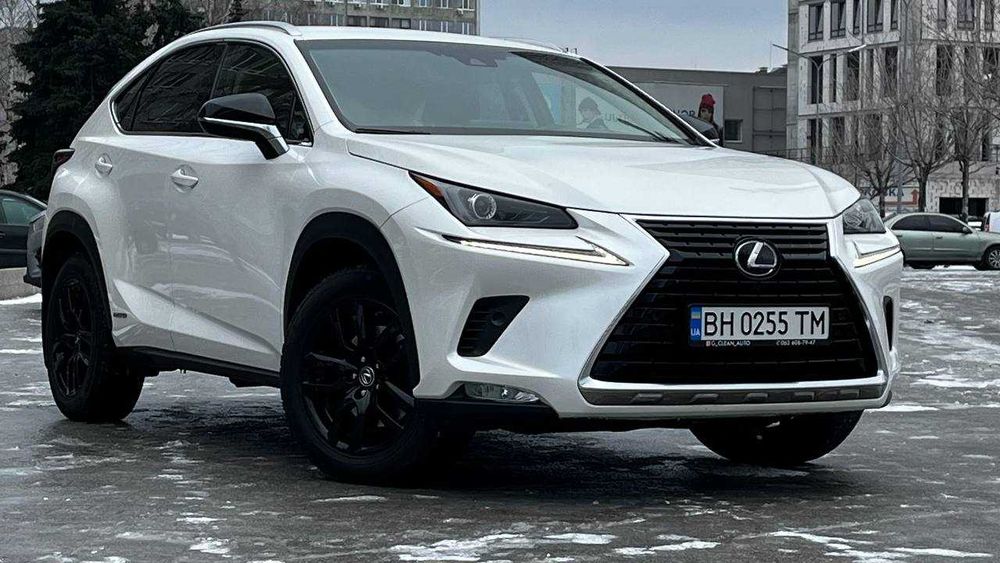 Lexus NX 2018 Гібрид 2,5 автомат