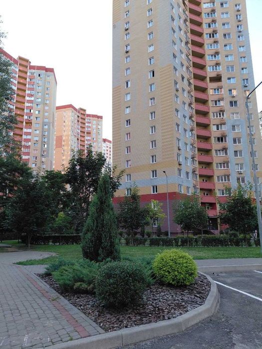 Продається однокімнатна квартира 43.3м2 метро Іподром Голосіївський район