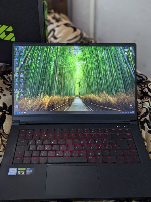 Потужний ігровий ноутбук RTX