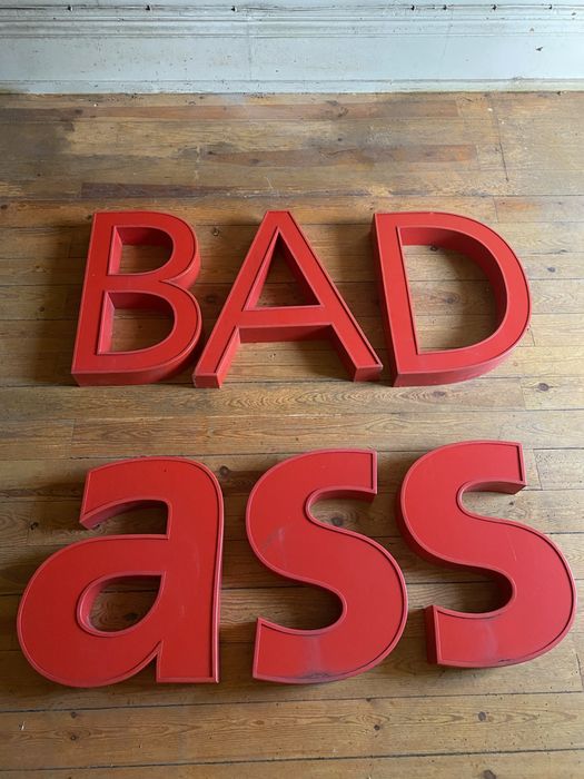 Letras em aluminio e acrilico