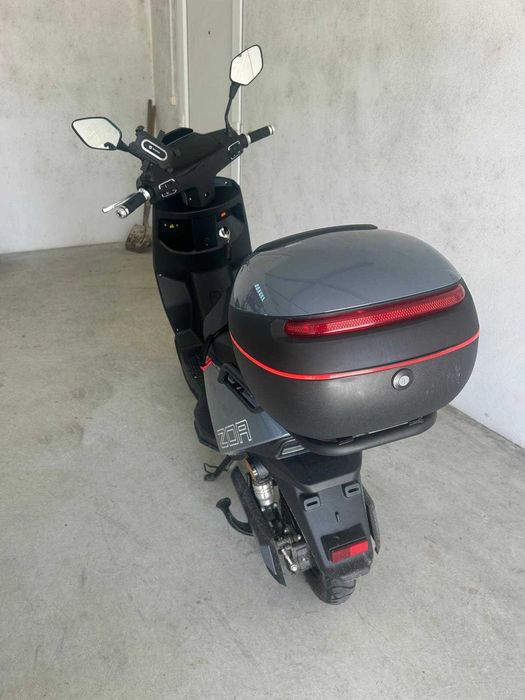 e-bike Scooter Elétrica Seventeen Zoa 72V - Não precisa carta