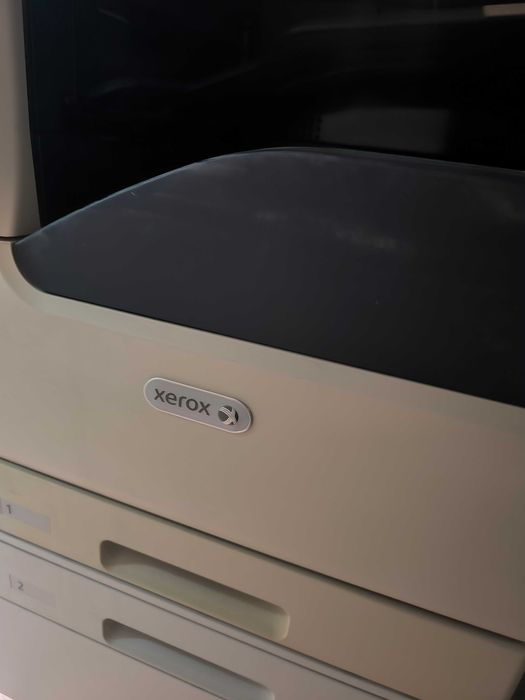 Impressora Multifunções Xerox VersaLink C7020