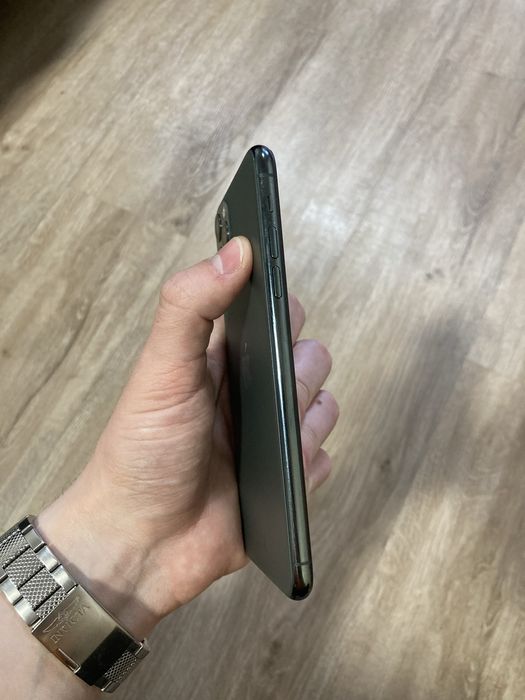 iPhone 11 pro max 256 green