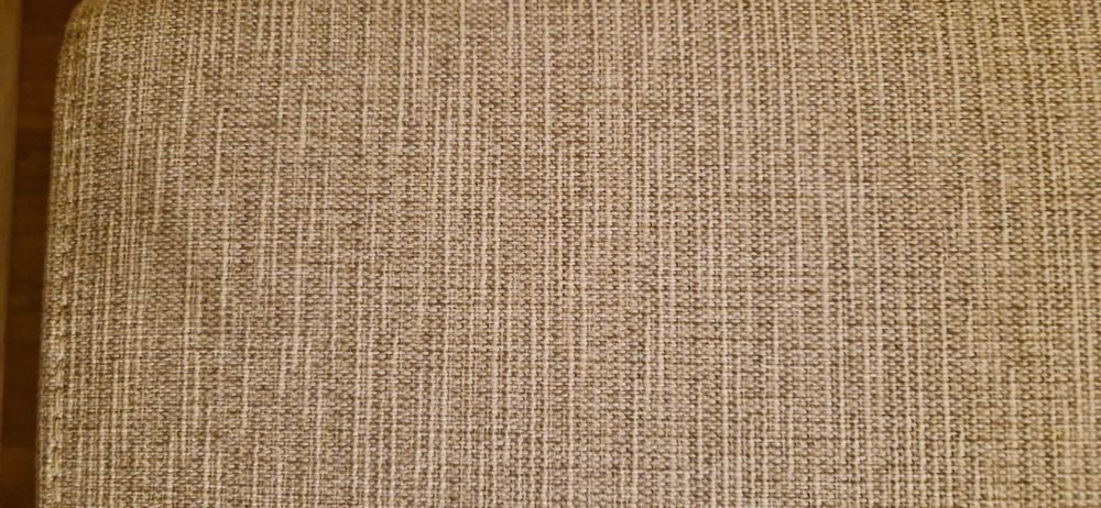 Pufa  otwierana. Wymiary wys 45 . Siedzisko 45 x 65.