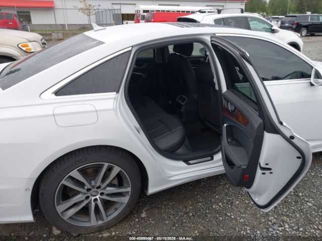 Audi A6 55 Premium Plus2019 .
