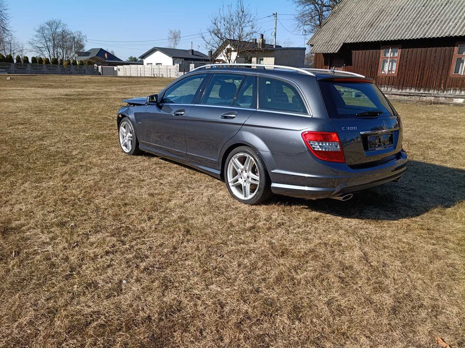 Mercedes C klasa W 204 C 300 3.0 benzyna 231 km AMG Pakiet- Zamiana