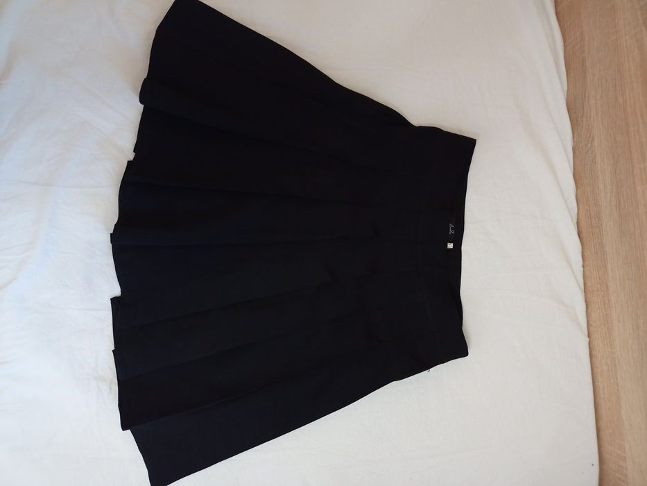 Тенісна спідниця