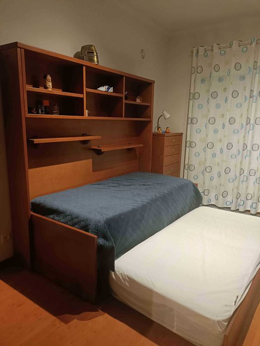 Cama studio em faia