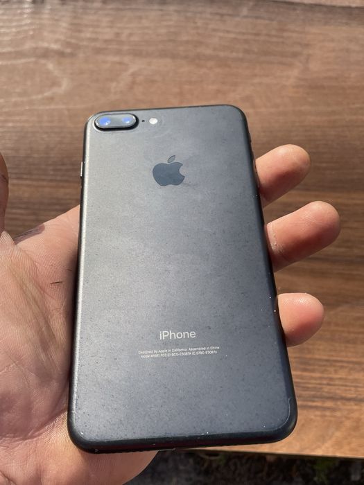 Iphone 7+.