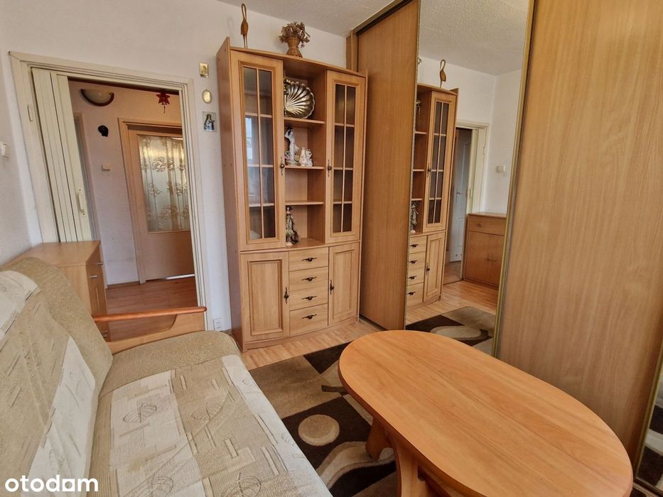 1 piętro. DUŻA LOGGIA. Słoneczne, kameralne miejsce. Rej. Sportowej.