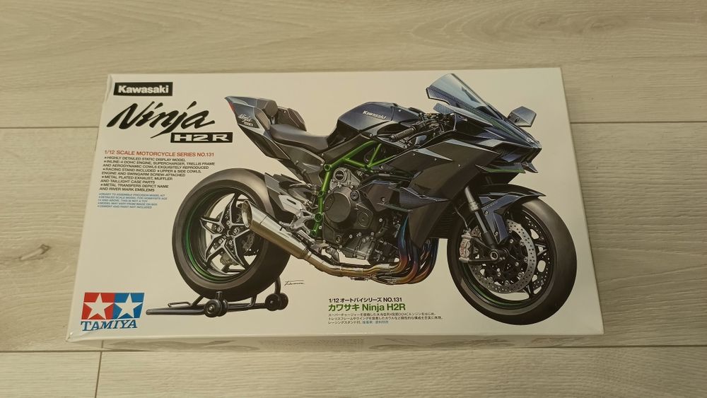 Збірна модель мотоцикла Tamiya Kawasaki Ninja H2R '14
