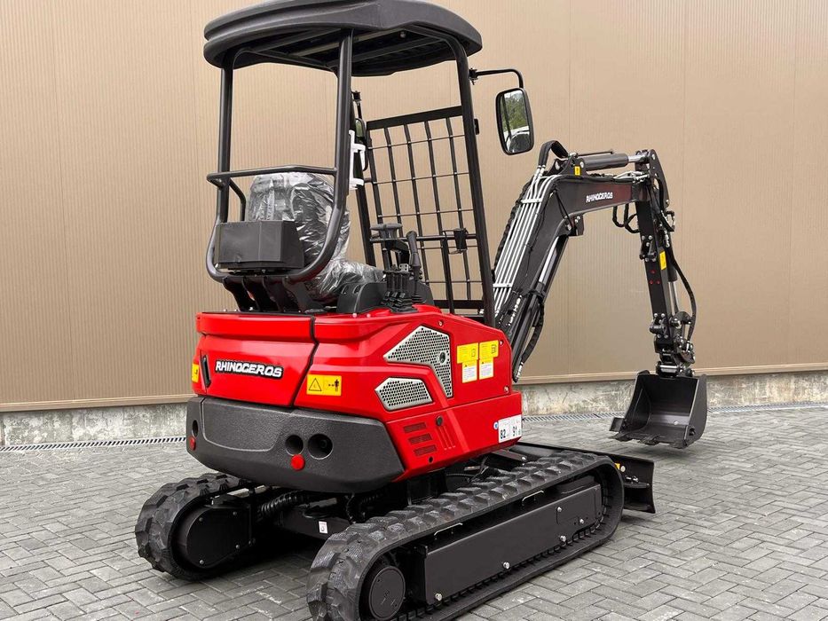 MINI GIRATORIA RHINOCEROS XN25 2500KG motor Kubota