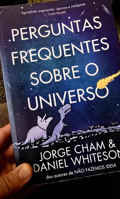 Livro "Perguntas Frequentes sobre o Universo