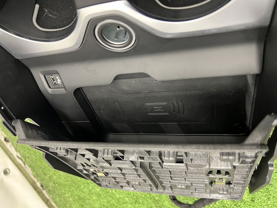 Подстаканники з подогревом и охлаждением BMW G05 G06 G07 РАЗБОРКА