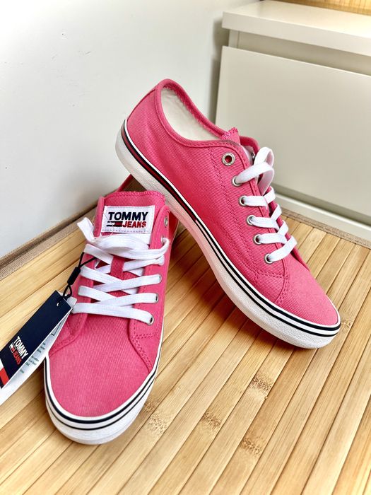 Trampki Tommy Hilfiger nowe rozowe szkola 40
