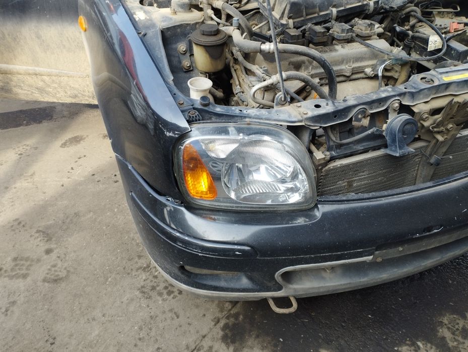 Nissan Micra K11 lift maska zderzak  klapa reflektor