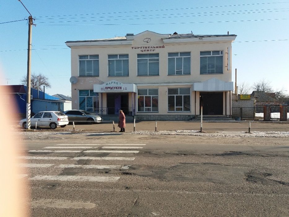 Срочно продам кафе+магазин в одном здании.