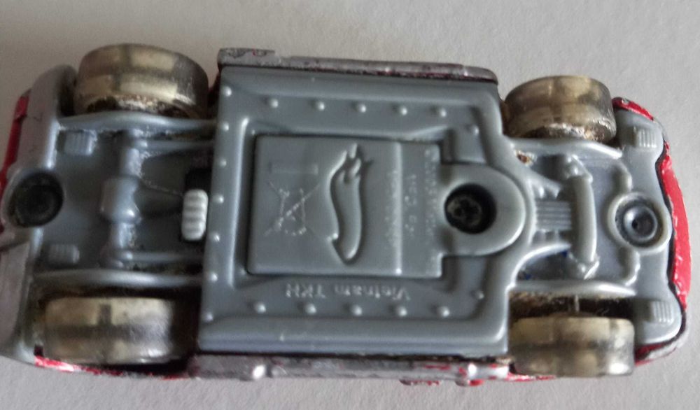 Hotwheels Acceleracers Hollowback McDonald's (European Variation)